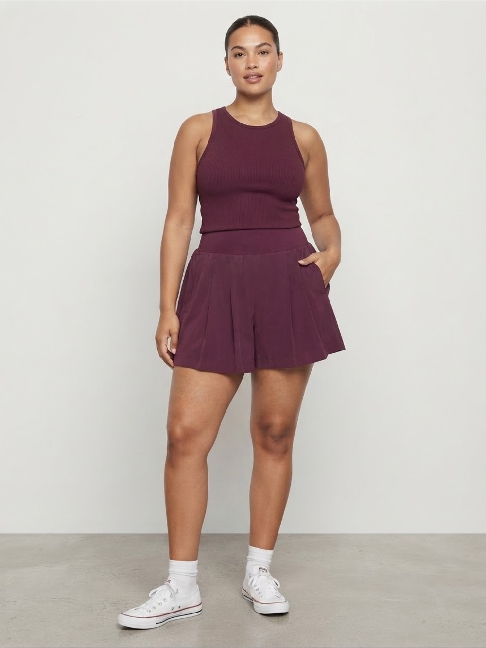 Stylus Women Short Size (Waist 32” Inseam 4”)